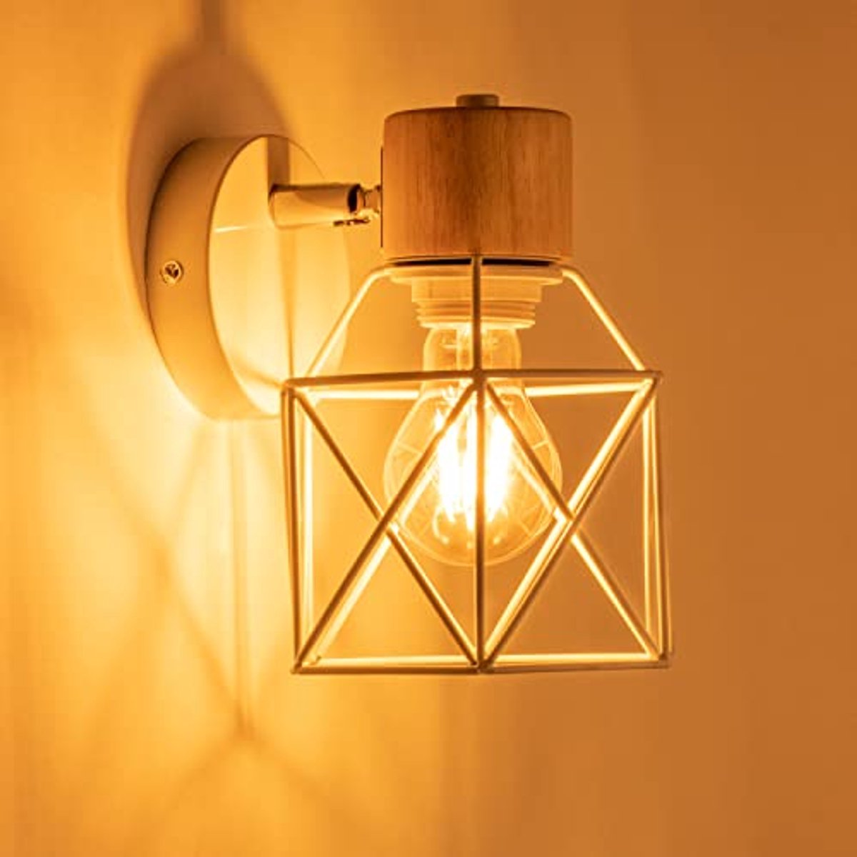 Industriële Vintage Muurlamp met Verstelbare 180° Kap - 16CM Metaal en Hout voor Binnenverlichting