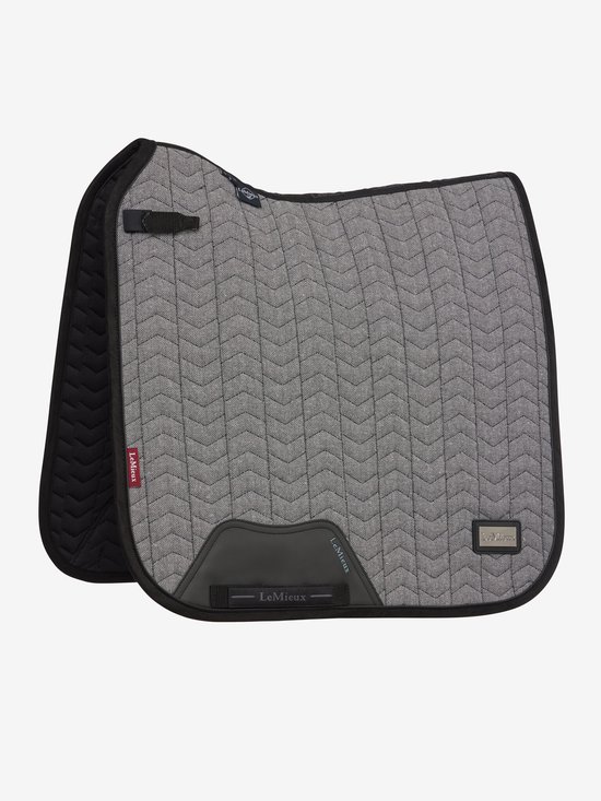 LeMieux Zadeldek Aspen Square 25W Herringbone - Dressuur | Zadeldekje paard LeMieux Zadeldek Aspen Square 25W Herringbone - Dressuur | Zadeldekje paard
