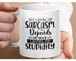Mok Sarcasm Level Mug, Funny Quotes Gift, Sarcastic Humor Coffee Cup, Novelty Mug for Friends, Office Mug, Gift for Sarcastic People