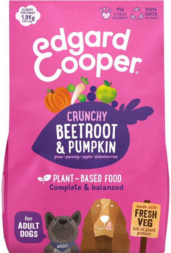 Roze zak met 1.9 kg hondenvoer, Crunchy Beetroot & Pumpkin met afbeeldingen van pompoen, erwten, wortel en appel.