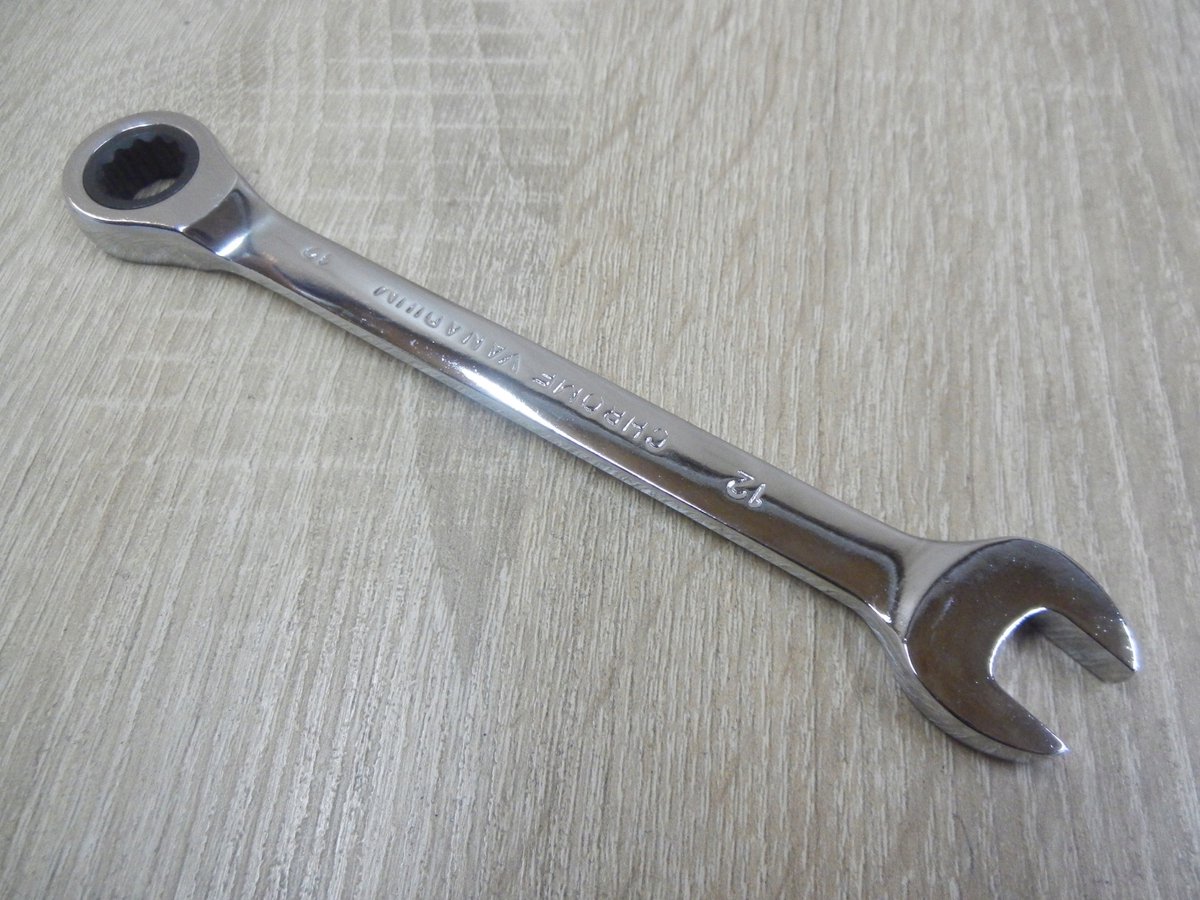 Ringsleutel met Ratel 12mm CrV Surface Drive