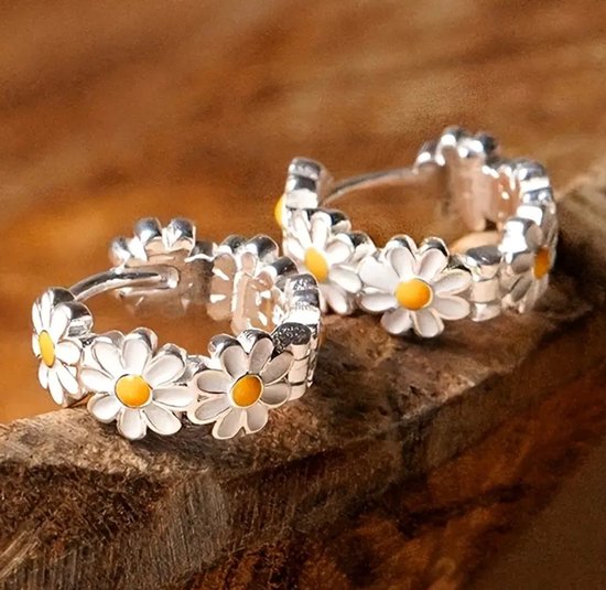 Schattige Daisy Oorbellen – Elegant & Veelzijdig Design