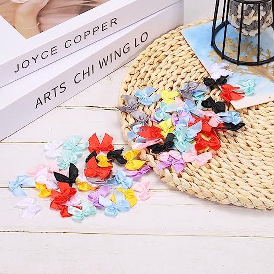 50 Pcs Mini Ribbon Bow 2.5cm Mini Fabric Satin Flower Bows for Crafts Sewing Wedding Birthday Party Green — afbeelding 2