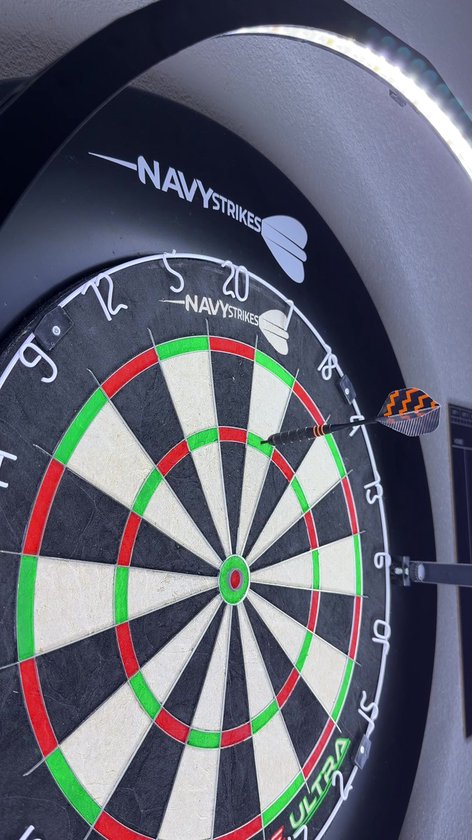 DoYourDart Dartbord | 6 dartpijlen – steeldart incl. flight | Dart complete set | Sisal dartbord met dartsurround | dartbord – zelfsluitende Braziliaanse sisalvezels