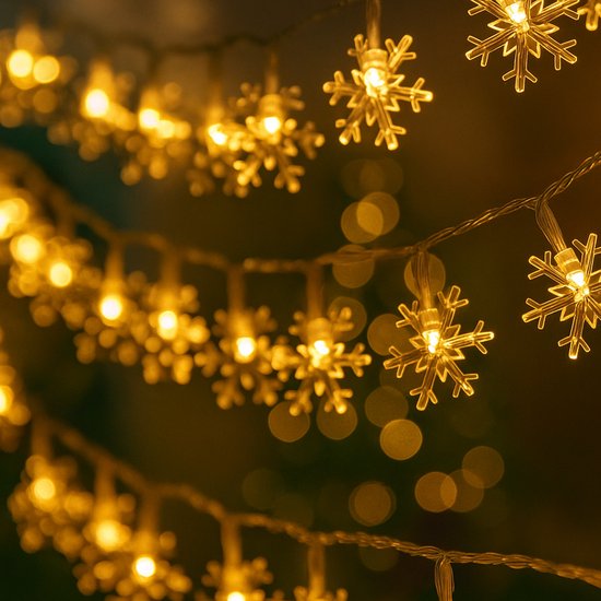 Giftmas LED Lichtgordijn Sneeuwvlokken – Kerstverlichting voor Binnen - Kerstlampjes Op Batterij – Lichtslinger Kerst - 50 LED's – 6m - Kerstversiering - Kerst Lampjes Slinger - Kerstdecoratie