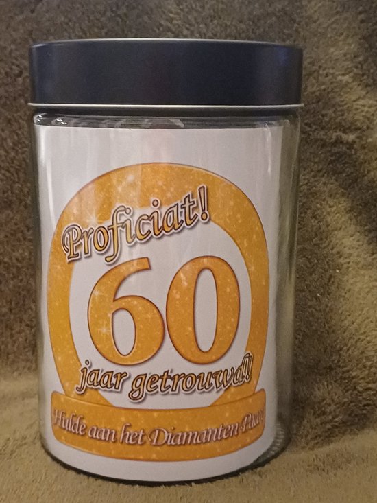 Snoeppot Diamanten Huwelijk Cadeau 60 Jaar Getrouwd Luxe Glazen Pot snoeppot-diamanten-huwelijk-cadeau-60-jaar-getrouwd-luxe-glazen-pot