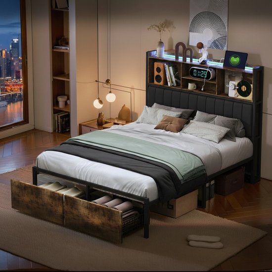 Lits doubles 160x200 cm - Bande lumineuse LED RGB - Port USB Smart - Deux tiroirs - Structure en métal - Tête de lit rembourrée en PU - Compartiment de rangement pour la tête de lit - Nombreux rangements - Style moderne - Zwart