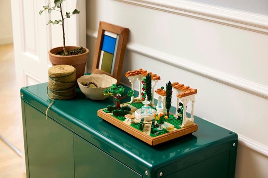 Jardin d'icônes LEGO avec fontaine - 10359