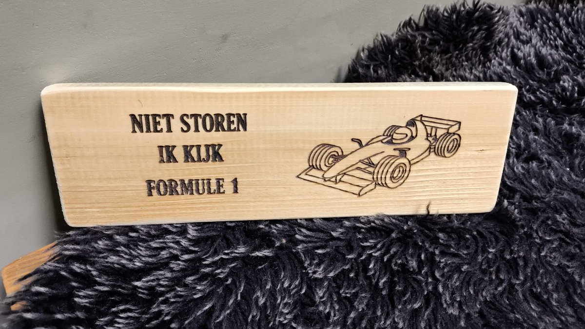 F1 wand plank