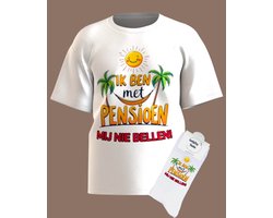 Gift Set - Pensioen - T-shirt - Pensioencadeau - Pensionado - LuckyDaySocks - Uniek cadeau - Afscheidscadeau - Maat L
