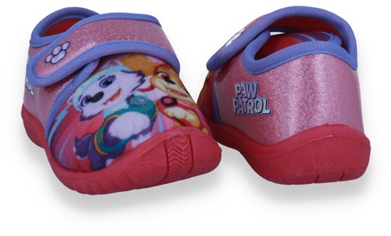 Roze Paw Patrol pantoffels met klittenbandsluiting, met afbeeldingen van Skye, Everest en Marshall.