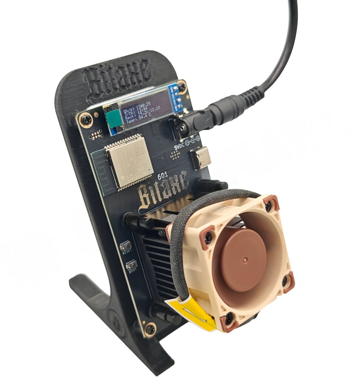 Bitaxe 601 Gamma 100% Noiseless - Stille Variant - Inclusief Stand & EU Stekker - 1.2 TH/s - Bitcoin Mini Miner Kit - Versie 2025 - Zwart
