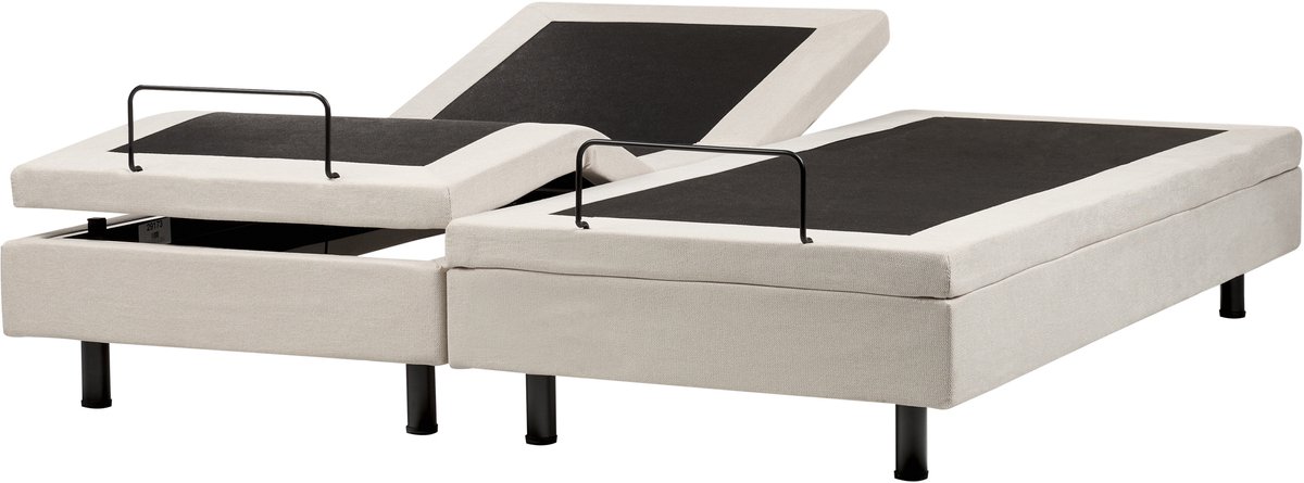 BELIANI CASTELLAN - Tweepersoonsbed - Lichtbeige - 180 x 200 cm - Polyester