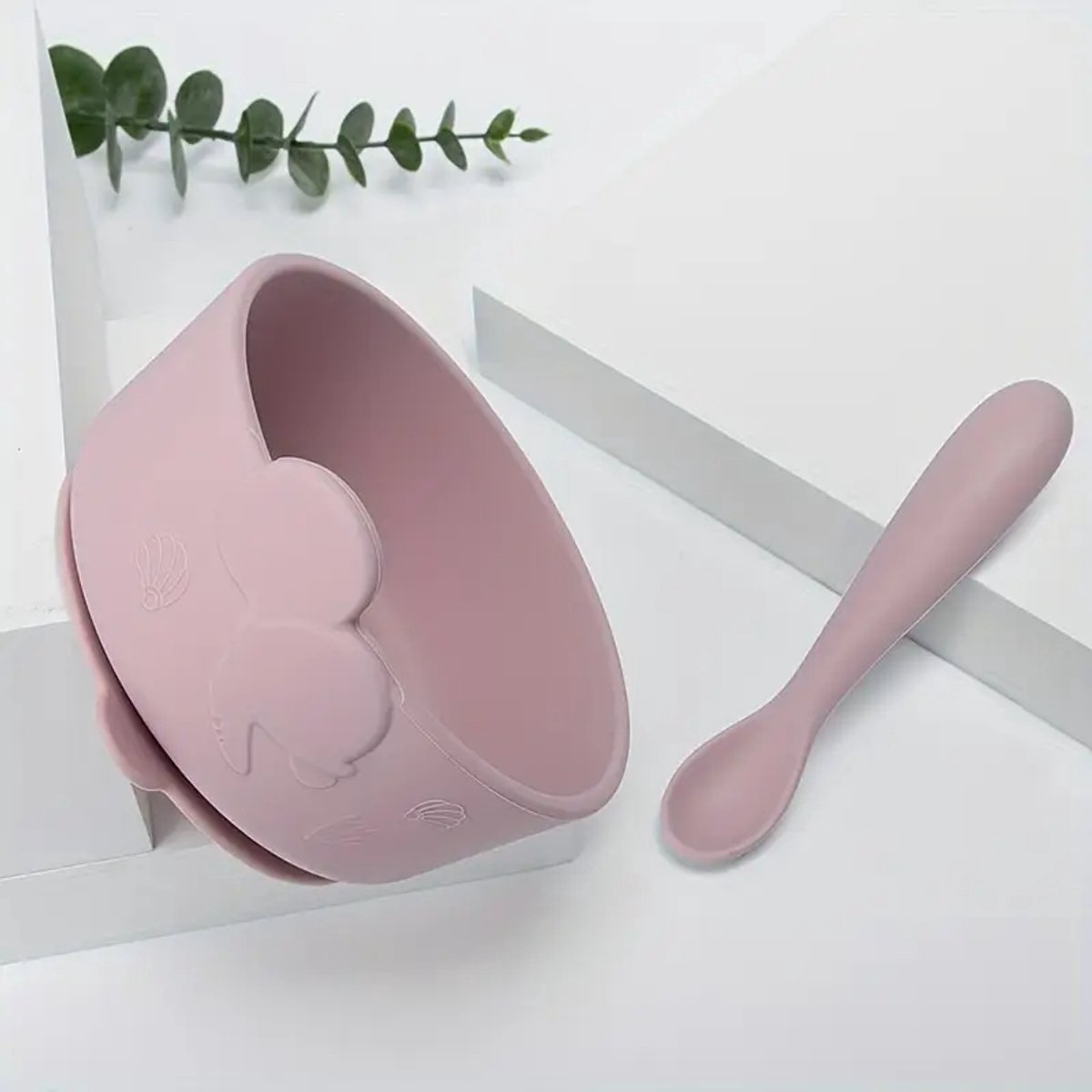 Siliconen Bakje Baby - Poederroze - Met Lepel - Zuignap - BPA-vrij - Leuk Als Kraamcadeau