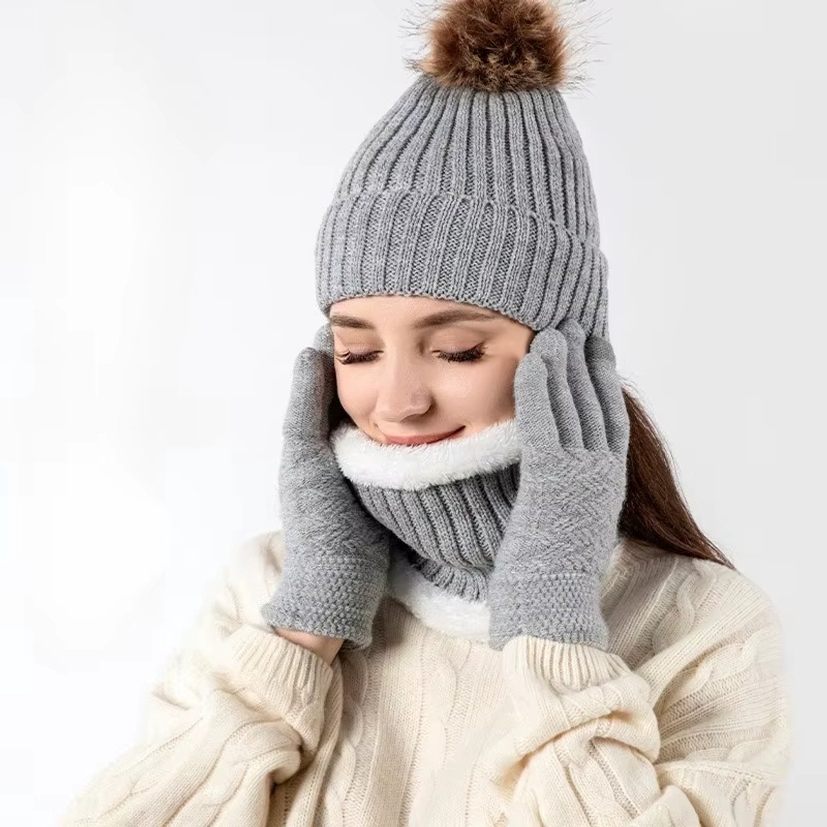 Warme Winterset – Gebreide Muts, Sjaal en Handschoenen – Driedelig – Thermo Fleece – Anti-Kou – Winteraccessoires voor Dames & Heren