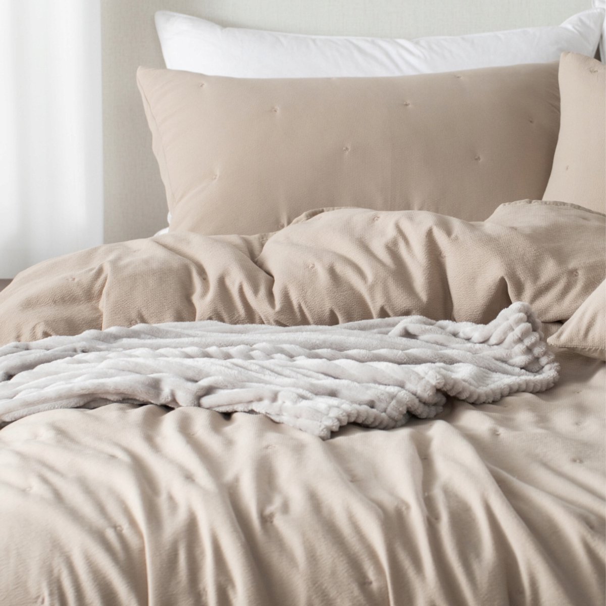 Gewatteerde Plaid Dotta Mocca 140x200cm - Zacht & Decoratief