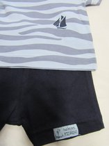 petit bateau , kledingset , jongens , tshirt blauw + shortje in marine 6 maand 67