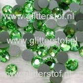 DMC Strass steentjes, Peridot Rhinestones Hotfix Steentjes Flatback SS20 (4.60-4.80mm) 1440st (10 Gross)| Strasstenen van Glas | Hotfix Glittersteentjes | Glitter steentjes voor turnpakje , R