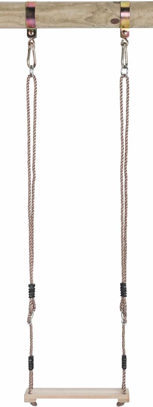 Houten schommelzitje met touwen en metalen ophanging, op witte achtergrond.