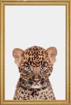 JUNIQE - Poster met houten lijst Leopard -13x18 /Bruin