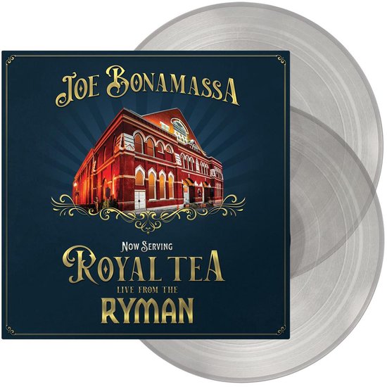 Albumhoes met de tekst 'Joe Bonamassa Now Serving Royal Tea Live From The Ryman'. Een afbeelding van het Ryman Auditorium. Twee heldere vinylplaten ernaast.