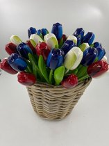 Houten Tulpen - 50 Rode, Witte & Blauwe Tulpen Plus Mand - Woondecoratie - Cadeau - Holland Souvenirs