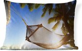 Buitenkussens - Tuin - Hangmat tussen de palmbomen op een tropisch strand - 50x30 cm