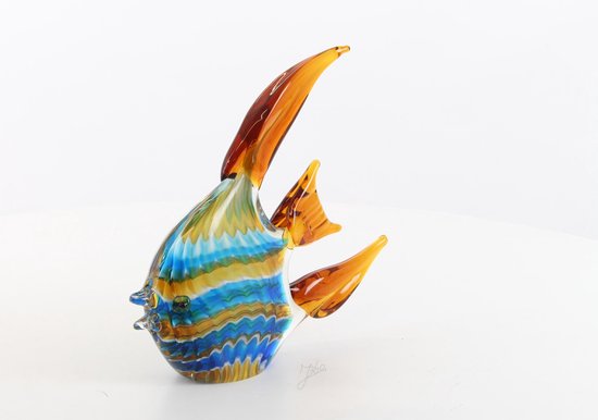 une figure en verre de style murano d'un poisson-ange | bol