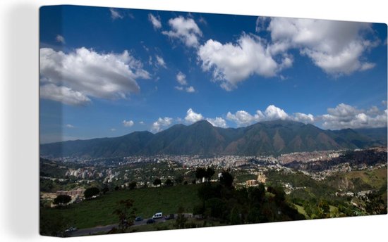 Vue sur Caracas sur la rivière Guaire au Venezuela Toile 80x40 cm - Tirage photo sur toile (Décoration murale salon / chambre)