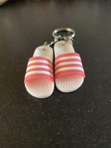 Sleutelhanger Adidas - slipper - roze wit - siliconen - gifts