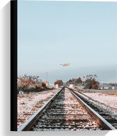 Canvas  - Straaljager Boven Spoor - 30x40cm Foto op Canvas Schilderij (Wanddecoratie op Canvas)