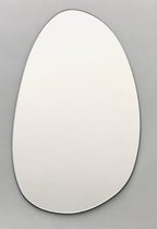 Spiegel (im)perfect ovaal organisch - 80 x 49 cm - glas - incl. ophanging