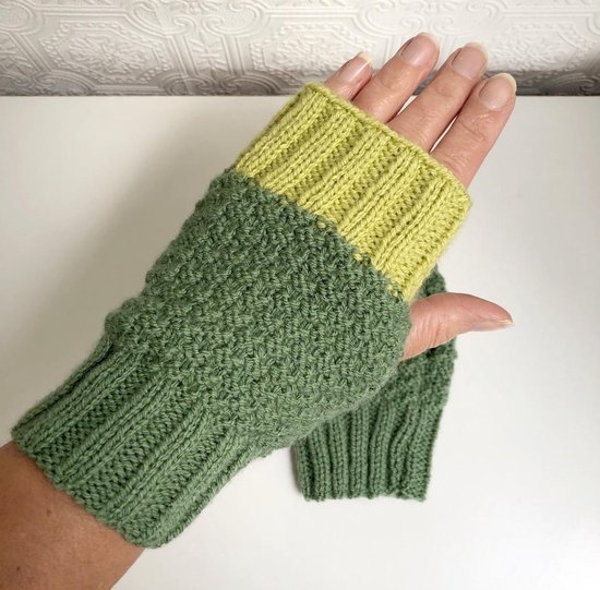 Gants sans doigts faits à la main - Gants faits à la main - Gants en laine  tricotés -... | bol.com