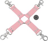 Banoch - Pink hogtie with clips - Roze hogtie met haken - bondage