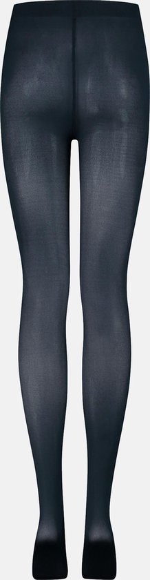 Achterkant van een donkerblauwe, doorschijnende panty gedragen op de benen.