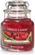 Yankee Candle Geurkaars Small Black Cherry - 9 cm / ø 6 cm