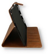 Casemania Hoes Geschikt voor Apple iPad Air 2020 - Air 4 10.9 inch (2020) Sienna Brown - Book Case met Magneetsluiting & Glazen Screenprotector