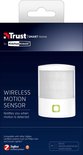 Verpakking van een witte draadloze bewegingsmelder van Trust. Met Zigbee logo.