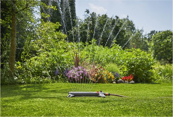 Gardena Zwenksproeier Aquazoom S Tuinsproeier 9 Tot 150 M Bestel Nu Gardena Zwenksproeier Aquazoom S Tuinsproeier 9 Tot 150 M Bestel Nu