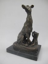 Bronzen beeld - Aangelijnde Hond - Huisdier - 18 cm hoog