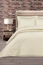 Monica - Barely White - Bedsprei + 2 kussenslopen - 240cm x 250cm