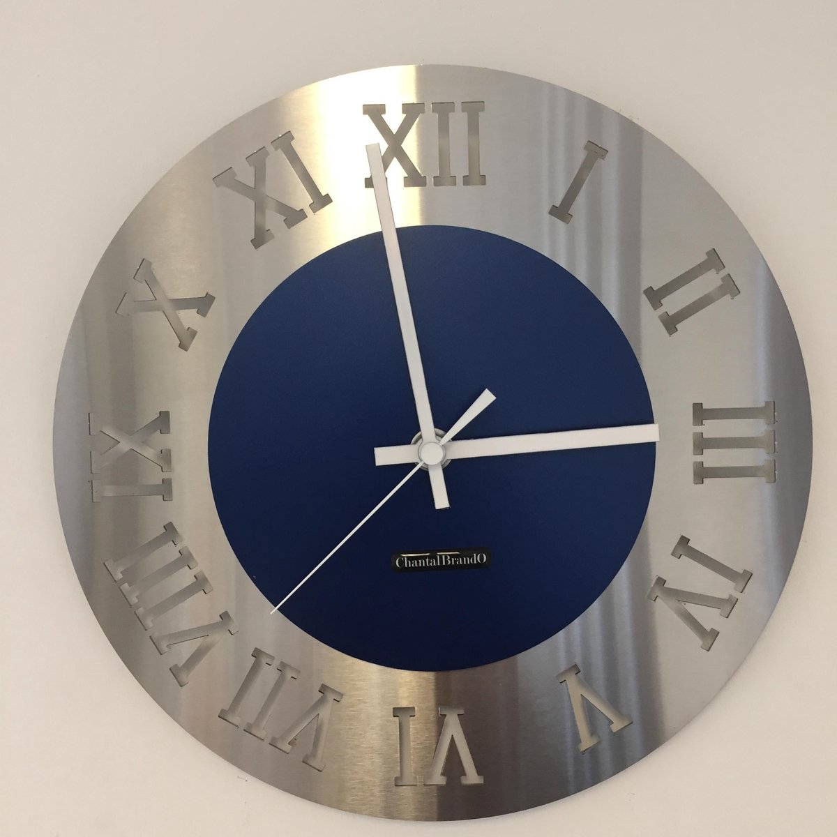 Wandklok ROMA BRILIANT BLUE MODERN DESIGN