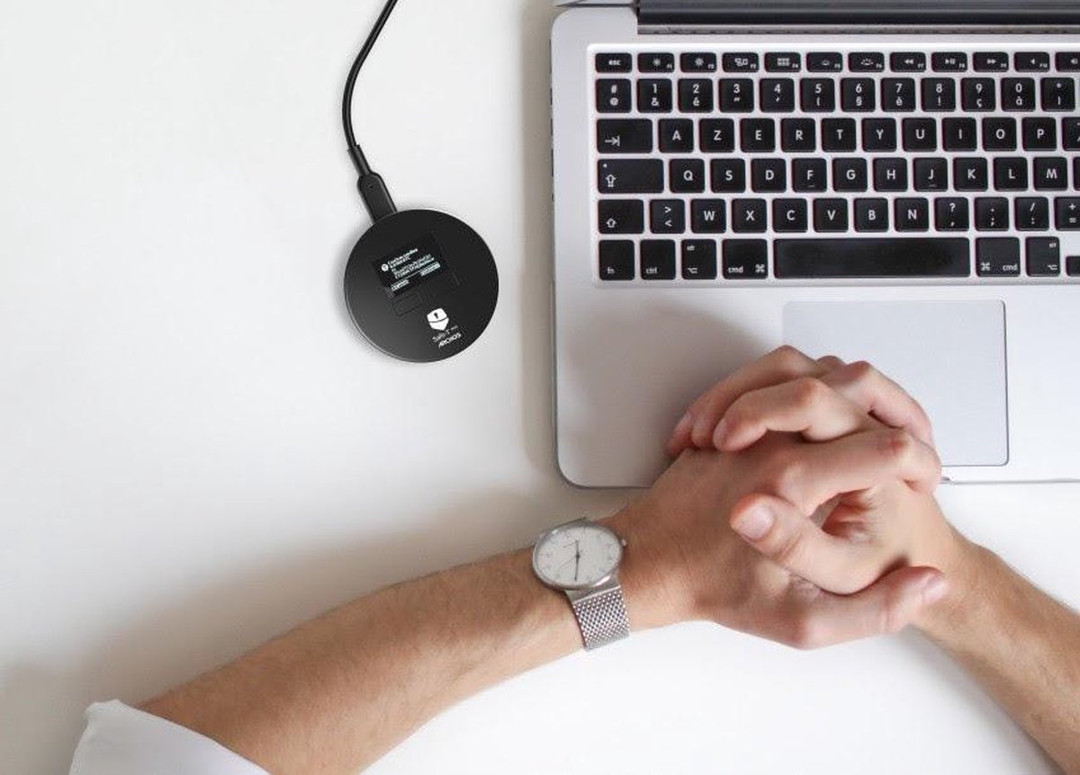 ARCHOS Safe-T Mini Crypto Wallet - OLED Display - hardware crypto  portemonnee | bol