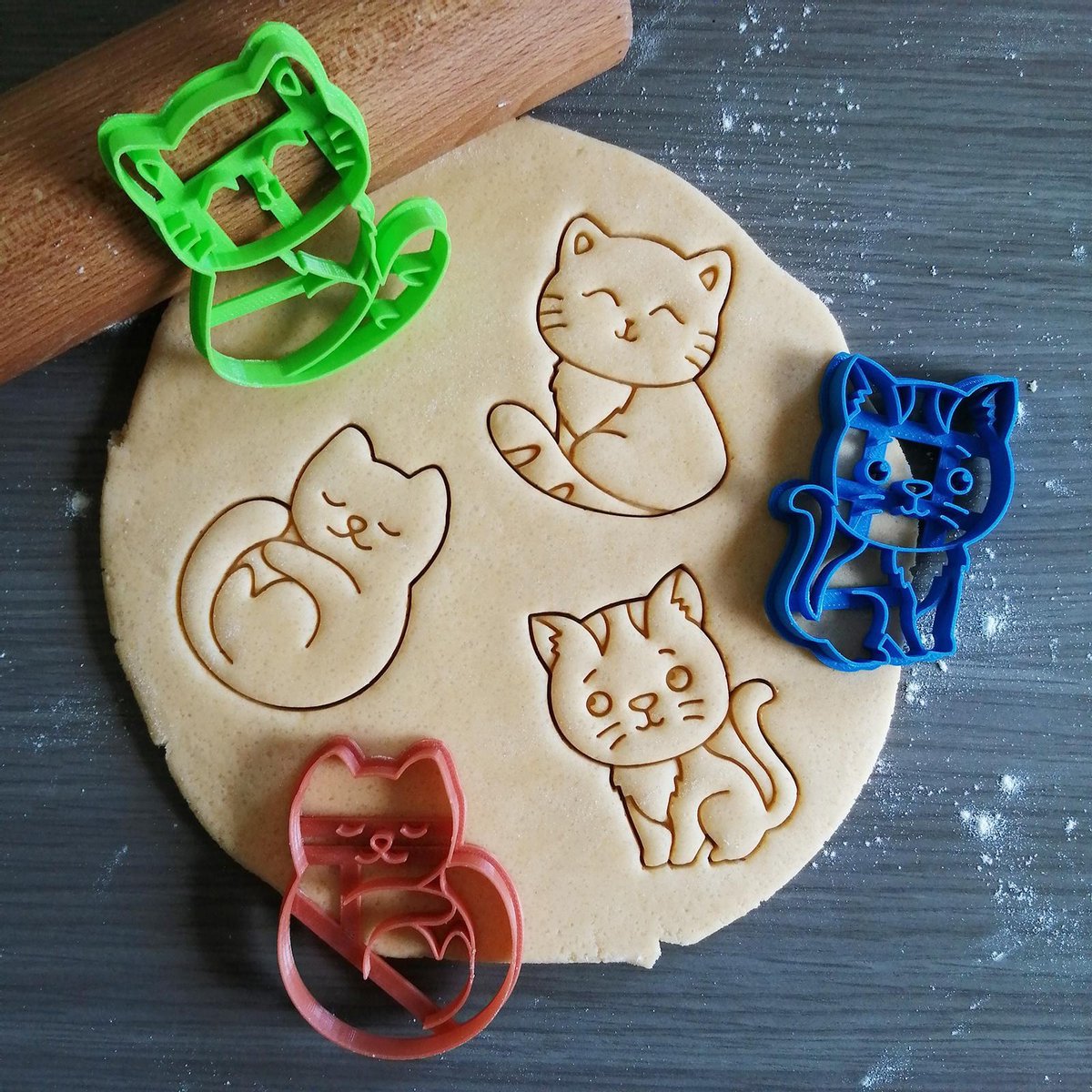 Koekjesvorm | 3-delige set | Schattige Poes - Kitten - Slapende Kat | Cookie cutter | Uitsteekvorm | Bakvorm | 8cm