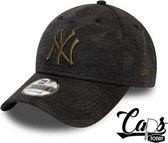 New Era New York Yankees Khaki Logo Engineered Fit Grey 9FORTY Cap