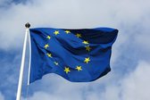 Europese Unie Vlag - Grote EU Flag - Vlag Van Europa  - Van 100% Polyester - UV & Weerbestendig - Met Versterkte Mastrand & Messing Ogen - 90x150 CM