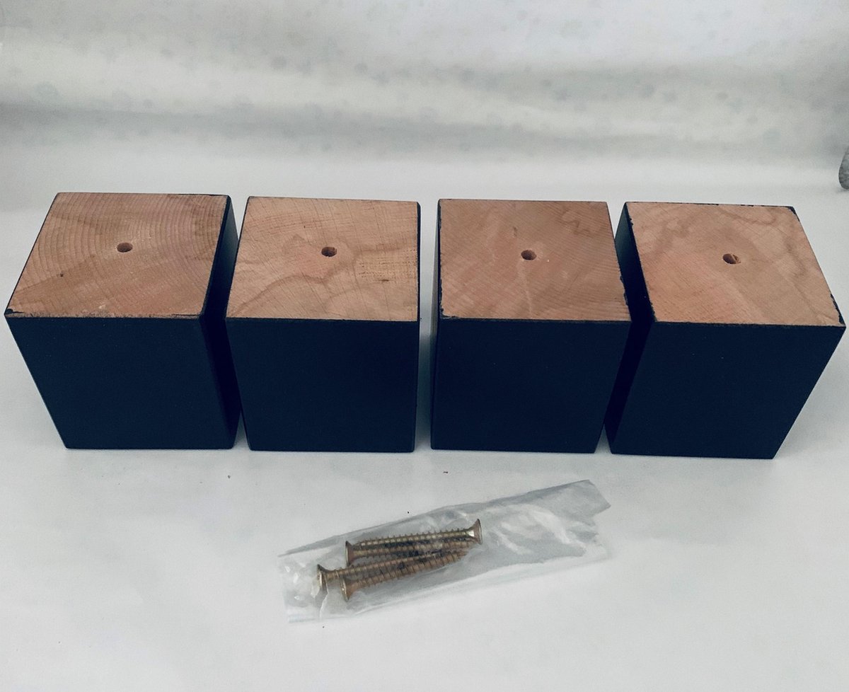 Set van 4 stuks houten meubelpoten Zwart beuken 8 cm hoogte 7x7 cm met schroeven Boxspring bedden banken