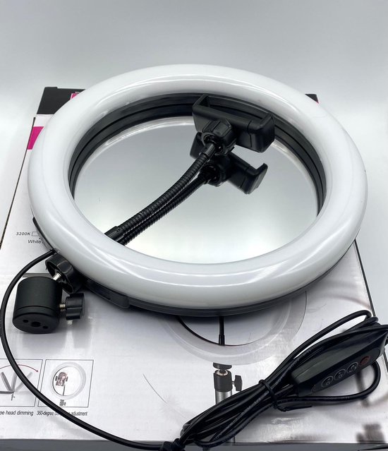 Slimme Ledlamp - Fotolamp Met Wifi Bediening Via APP  Smartphone Statief 137 Cm