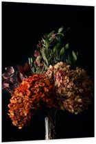 Dibond - Grote Bloemen in een Vaas - 100x150cm Foto op Aluminium (Wanddecoratie van metaal)