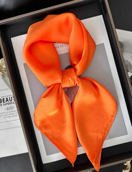 Stijlvolle Sjaal Oranje - DH collection - Koningsdag - Holland - Hoofdband - Sjaaltje - Bandana - Haarband | Effen | Prachtige glans | Chique om nek of aan tas!